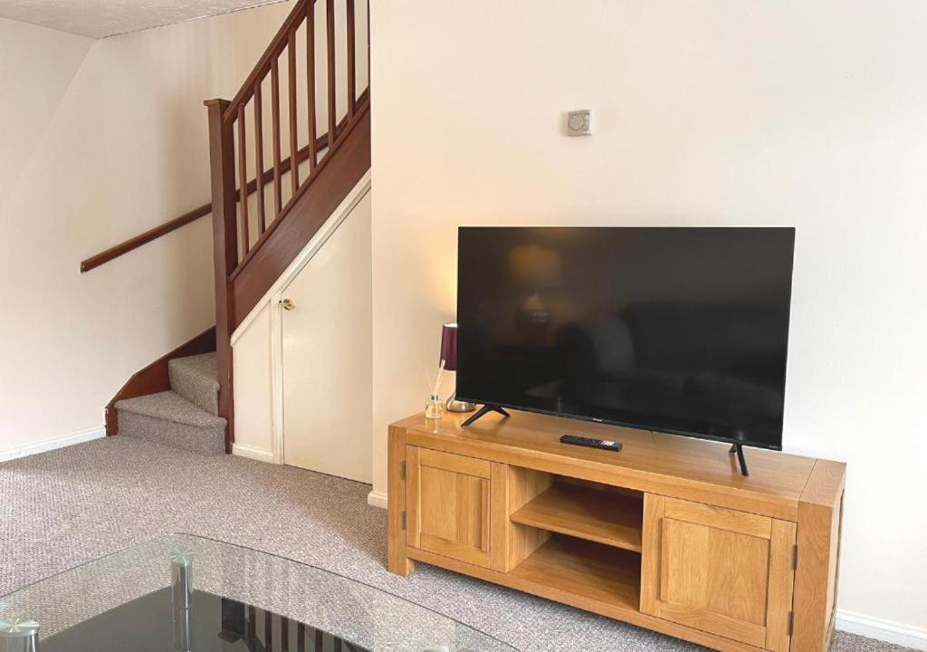 Ashford Holiday Home Smithy Drive Sleeps 5 Free Wifi And Vehicle Parking Kingsnorth Ngoại thất bức ảnh